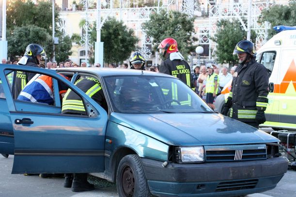  Festa dell'AIDO 2009: esercitazione dei vigili del fuoco 