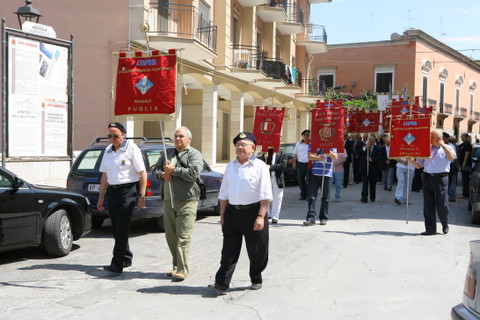  Manifestazione presso il municipio ed innagurazione del monumento 