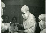 Intervento chirurgico. 1951